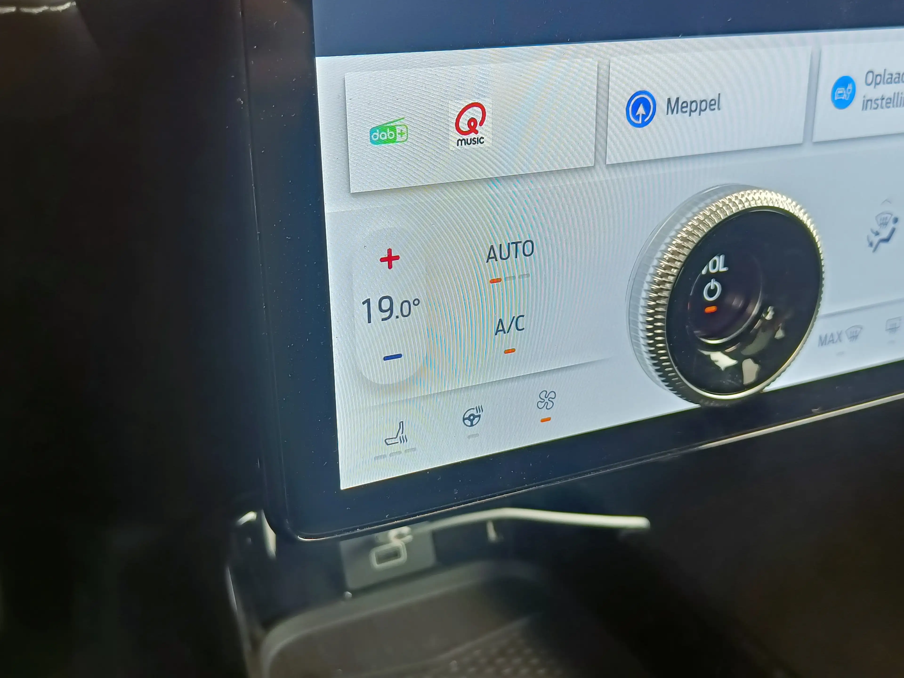 Ford Mustang Mach-E Standard RWD 73 kWh | Technology Plus Pack | Panor — photo 5