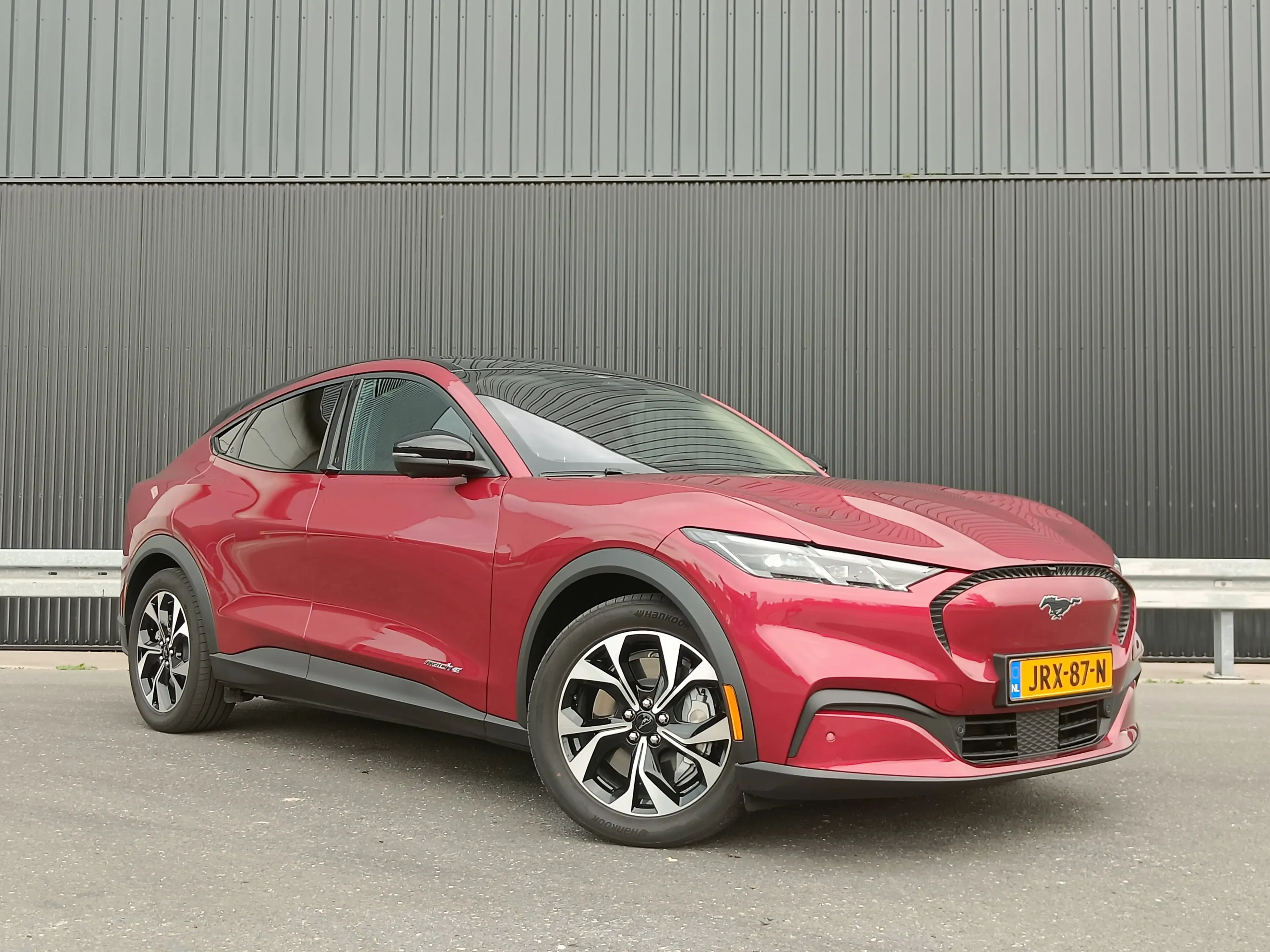 Ford Mustang Mach-E Standard RWD 73 kWh | Technology Plus Pack | Panor — photo 10