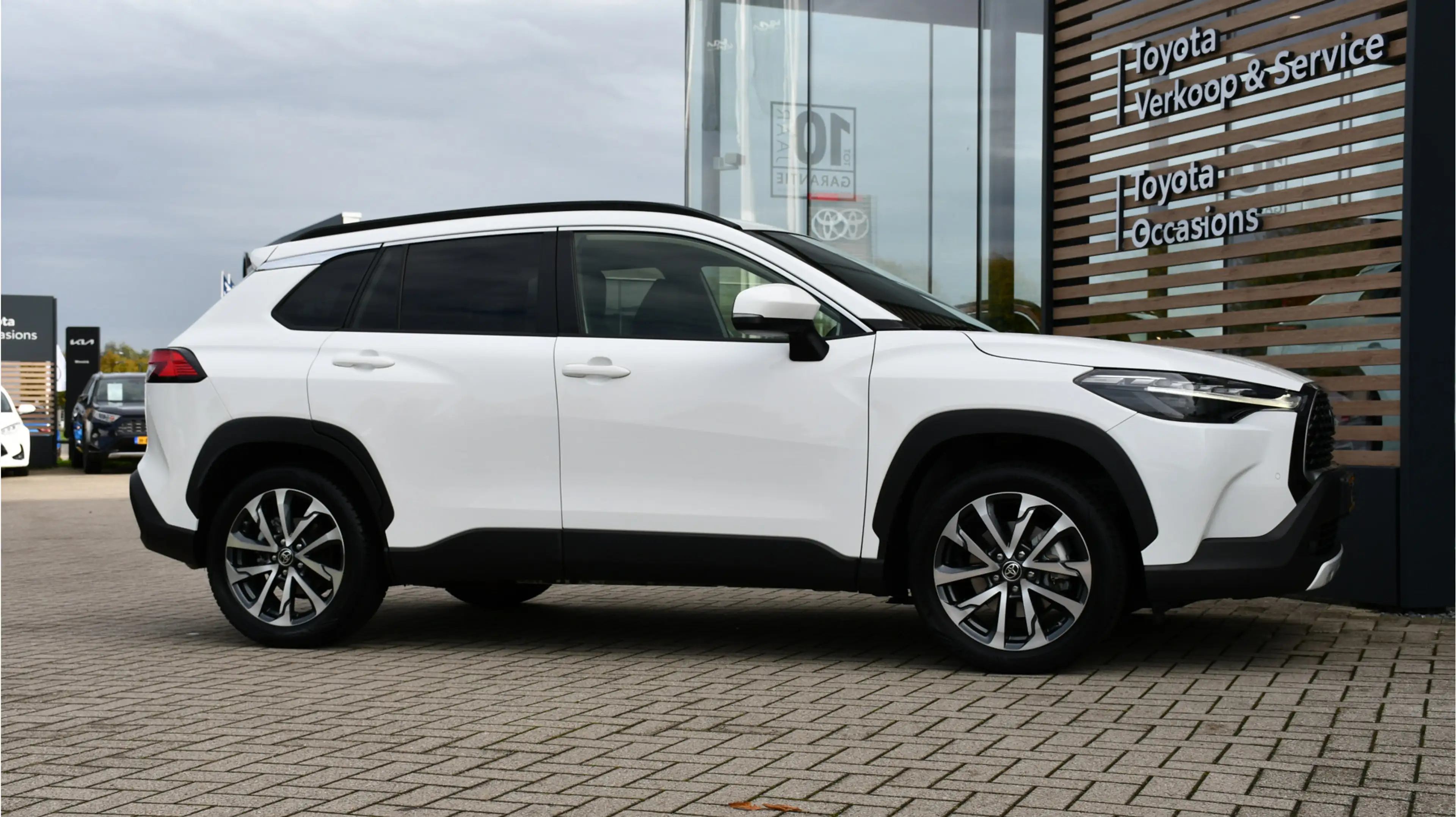 Toyota Corolla Cross 2.0 High Power Hybrid First Edition Automaat 197pk — photo 8