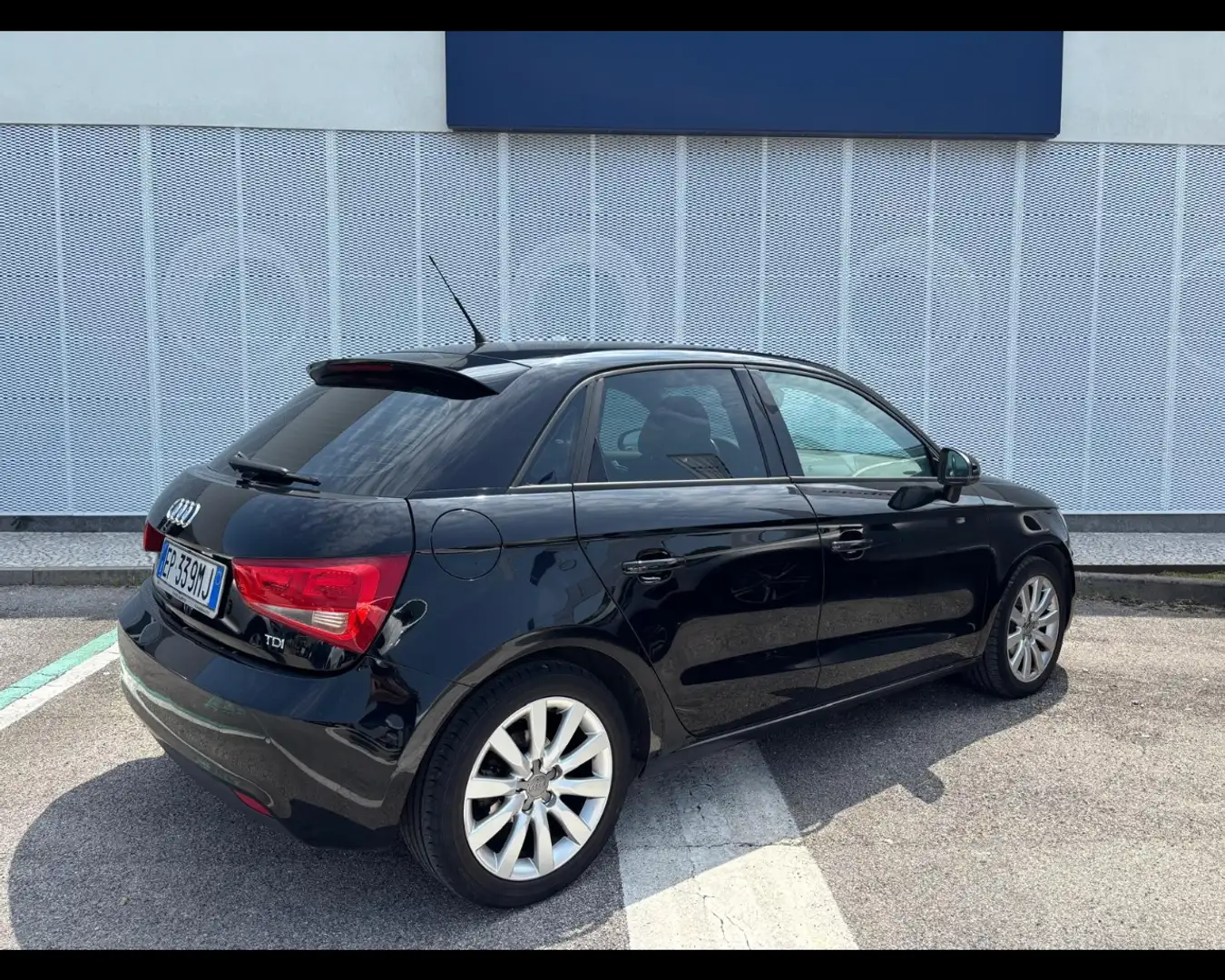Audi A1 SPORTBACK 1.6 TDI AMBITION Nero - 2