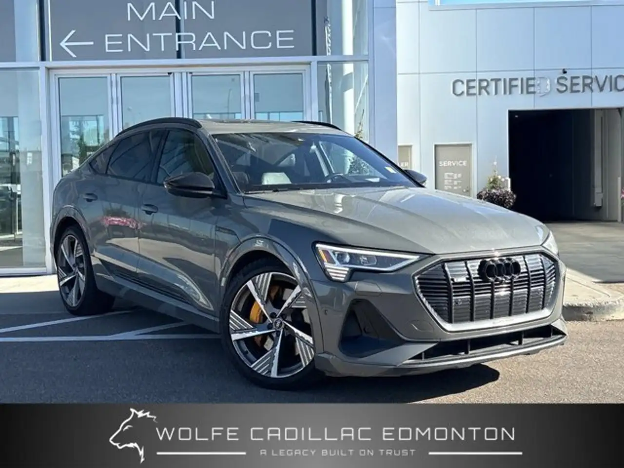 2022 Audi e-tron снимка 2022 Audi e-tron