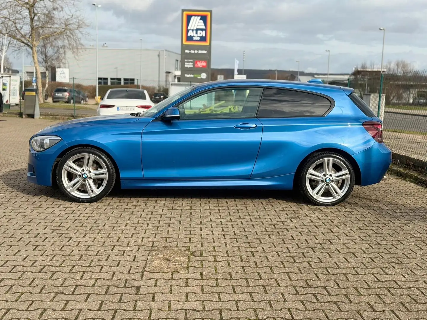 BMW 125 i M-Paket Blau - 2