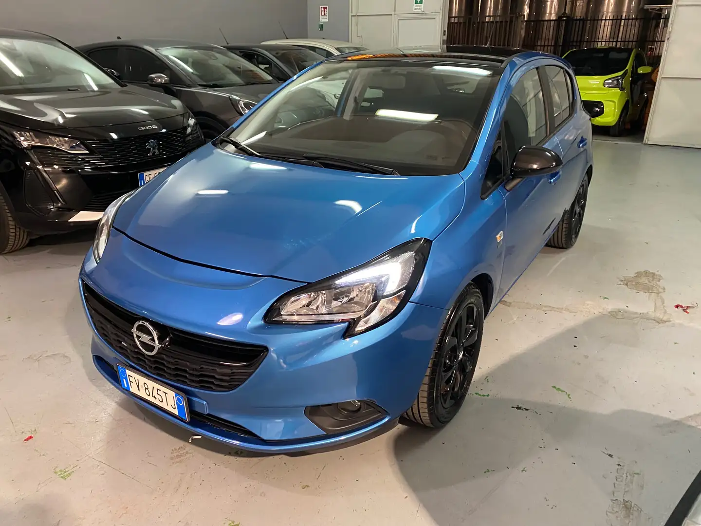 Opel Corsa Corsa V 2015 5p 1.4 120 Anniversary Gpl Tech 90cv Blauw - 1