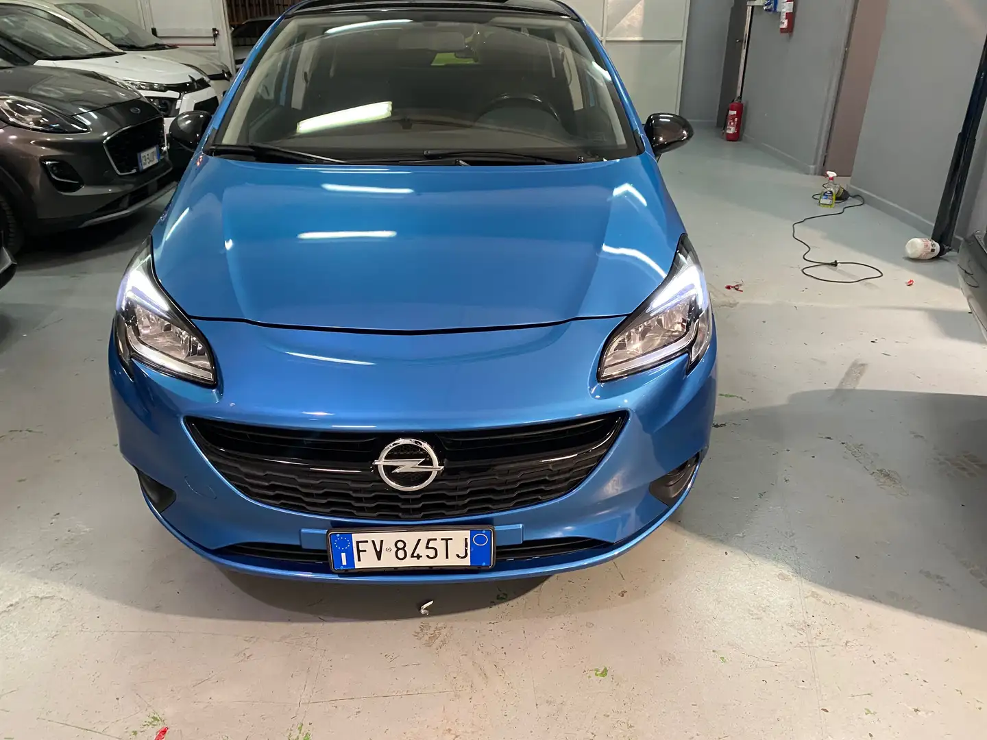 Opel Corsa Corsa V 2015 5p 1.4 120 Anniversary Gpl Tech 90cv Blauw - 2