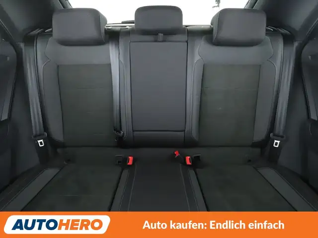 Volkswagen T-Roc view 15