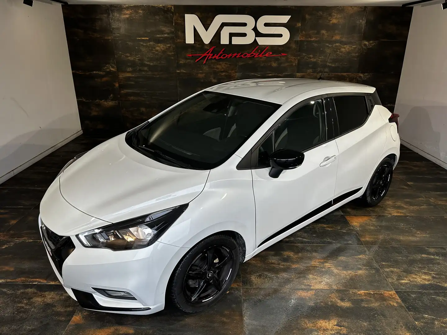 Nissan Micra Micra 1.0 IG-T N-Design Xtronic * Boite Auto Weiß - 2