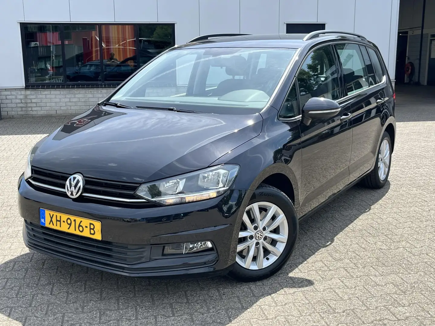 Volkswagen Touran 1.2 TSI Comfortline Edition 7-persoons CARPLAY Noir - 2