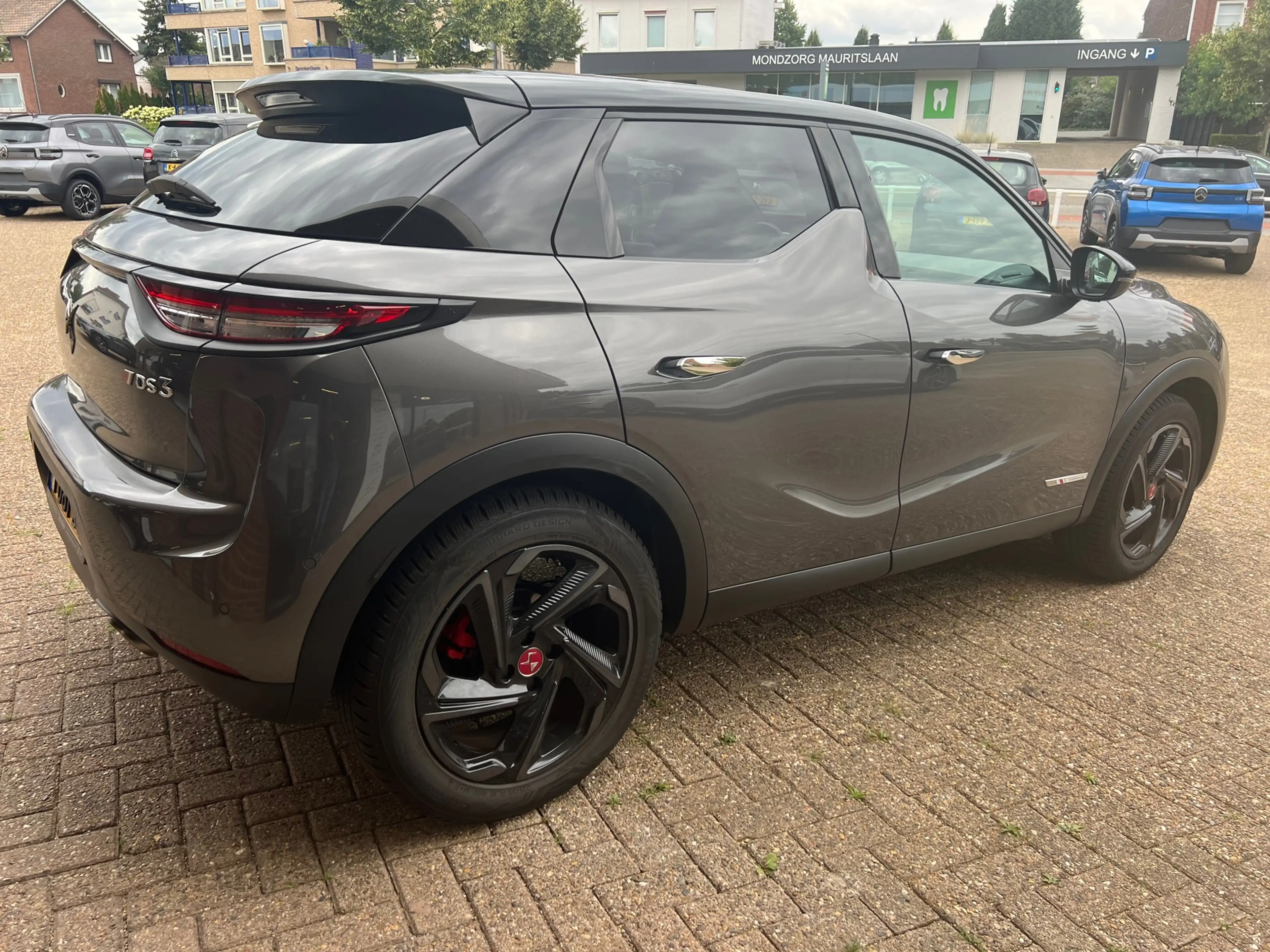 DS Automobiles DS 3 Crossback 1.2 PureTech Grand Chic Navi-Camera-Headup-Keyless — photo 4