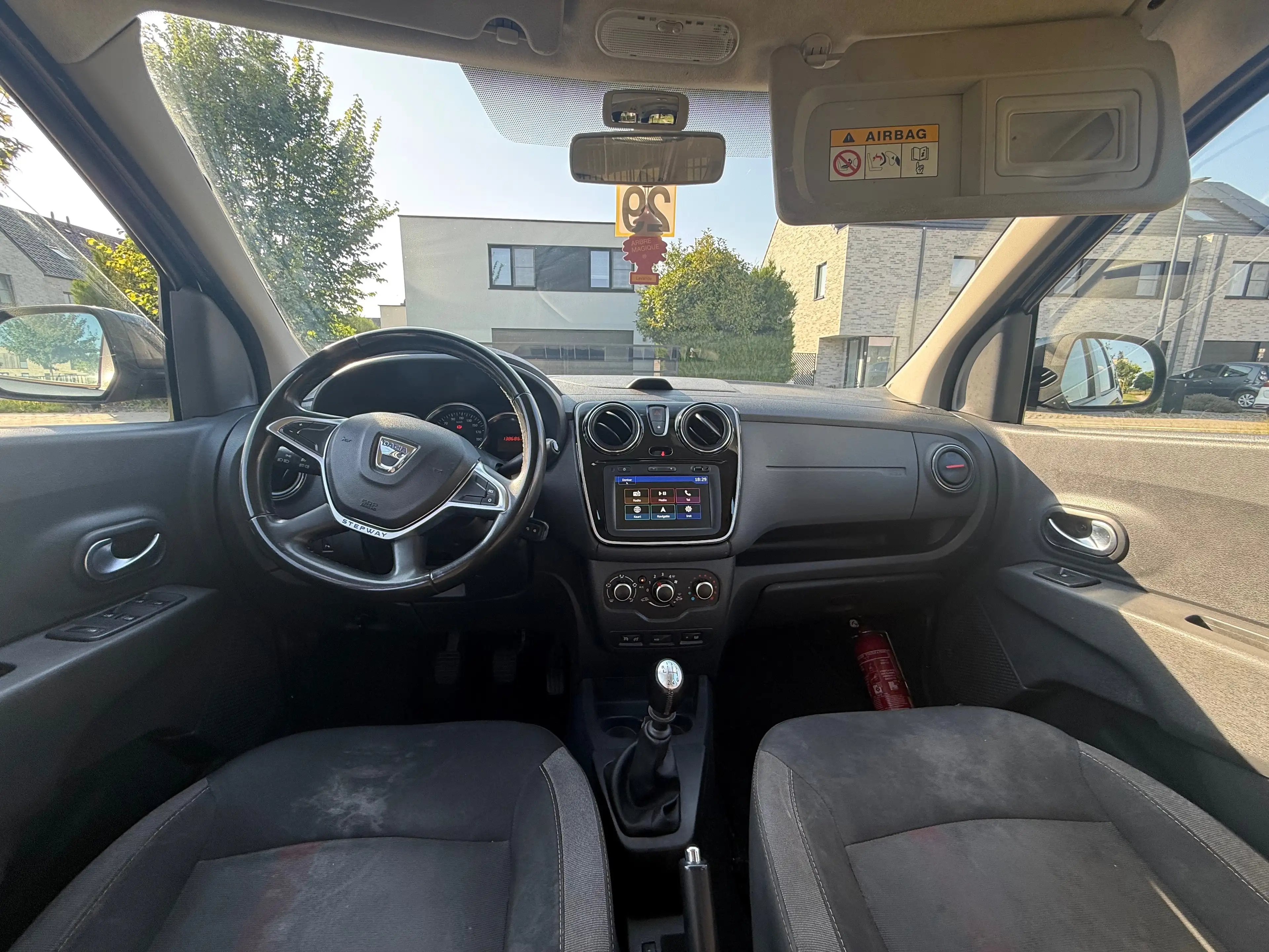 Dacia Lodgy Lodgy Stepway 1.3 TCe Techroad GPF 7pl.(EU6.2) — photo 10