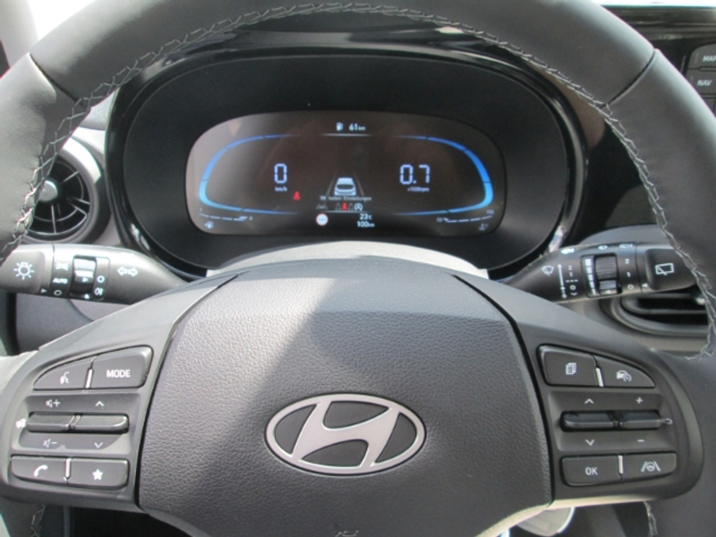 Hyundai i10 Trend Kamera Navi Android Apple CarPlay — photo 14