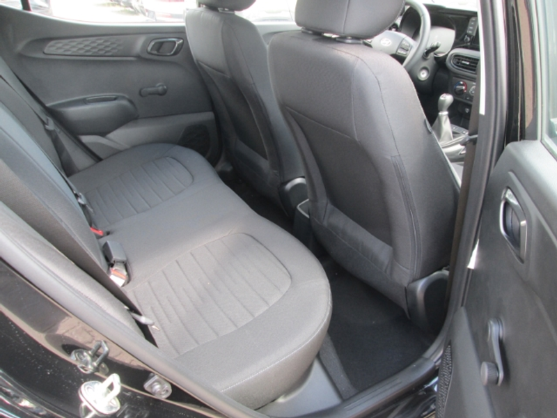 Hyundai i10 Trend Kamera Navi Android Apple CarPlay — photo 9