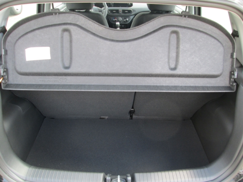 Hyundai i10 Trend Kamera Navi Android Apple CarPlay — photo 8