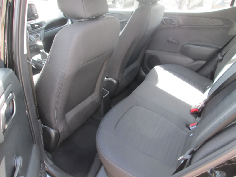 Hyundai i10 Trend Kamera Navi Android Apple CarPlay — photo 10