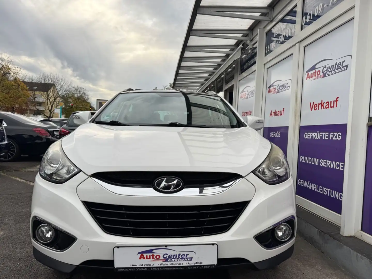 Hyundai iX35 *Navi*Panorama*Leder*Tem*Kamera*PDC*MFL* Weiß - 2