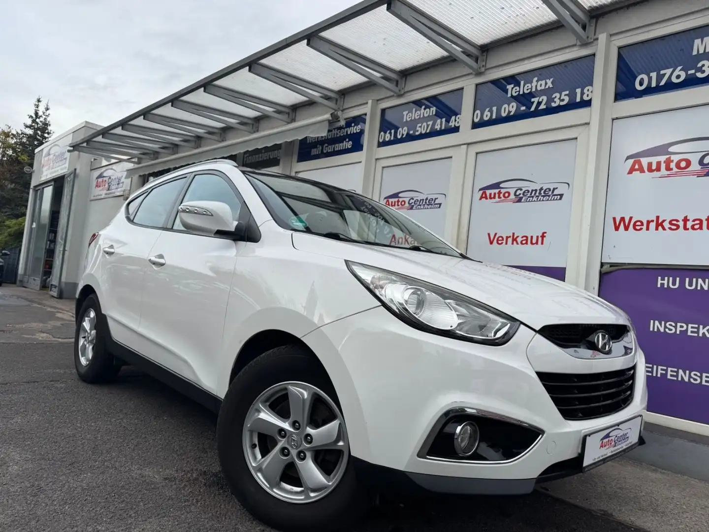 Hyundai iX35 *Navi*Panorama*Leder*Tem*Kamera*PDC*MFL* Weiß - 1
