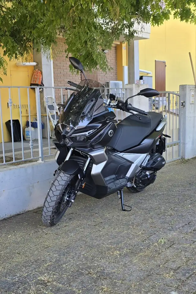 Voge SR16 125