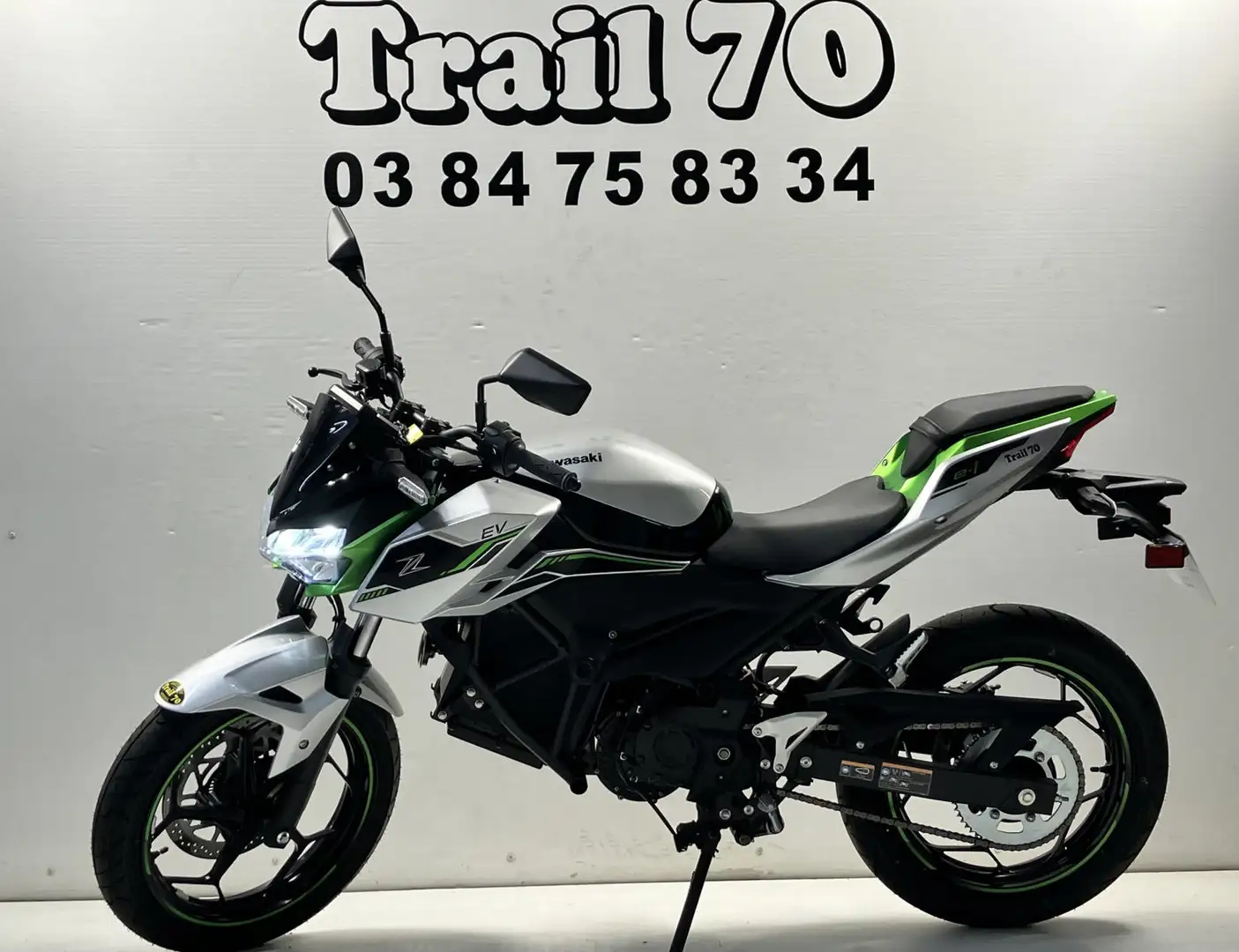 Kawasaki Blanc - 2