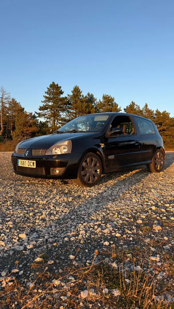 Renault Clio 2.0 16v S.L. Sport Team - 1