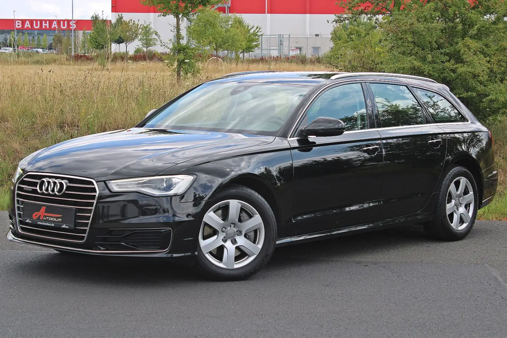 Audi A6 Avant 3.0 TDI Quattro Kamera/Lane/Xenon/StanH Schwarz - 1