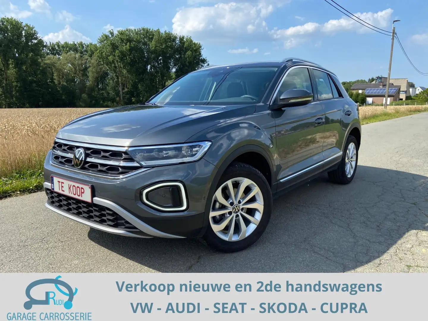 Volkswagen T-Roc 1.5 TSI Style DSG*KEYLES*CAMERA*ELEK.KOFFER*... Grijs - 1