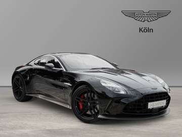 Jet Black / Onyx Black V8