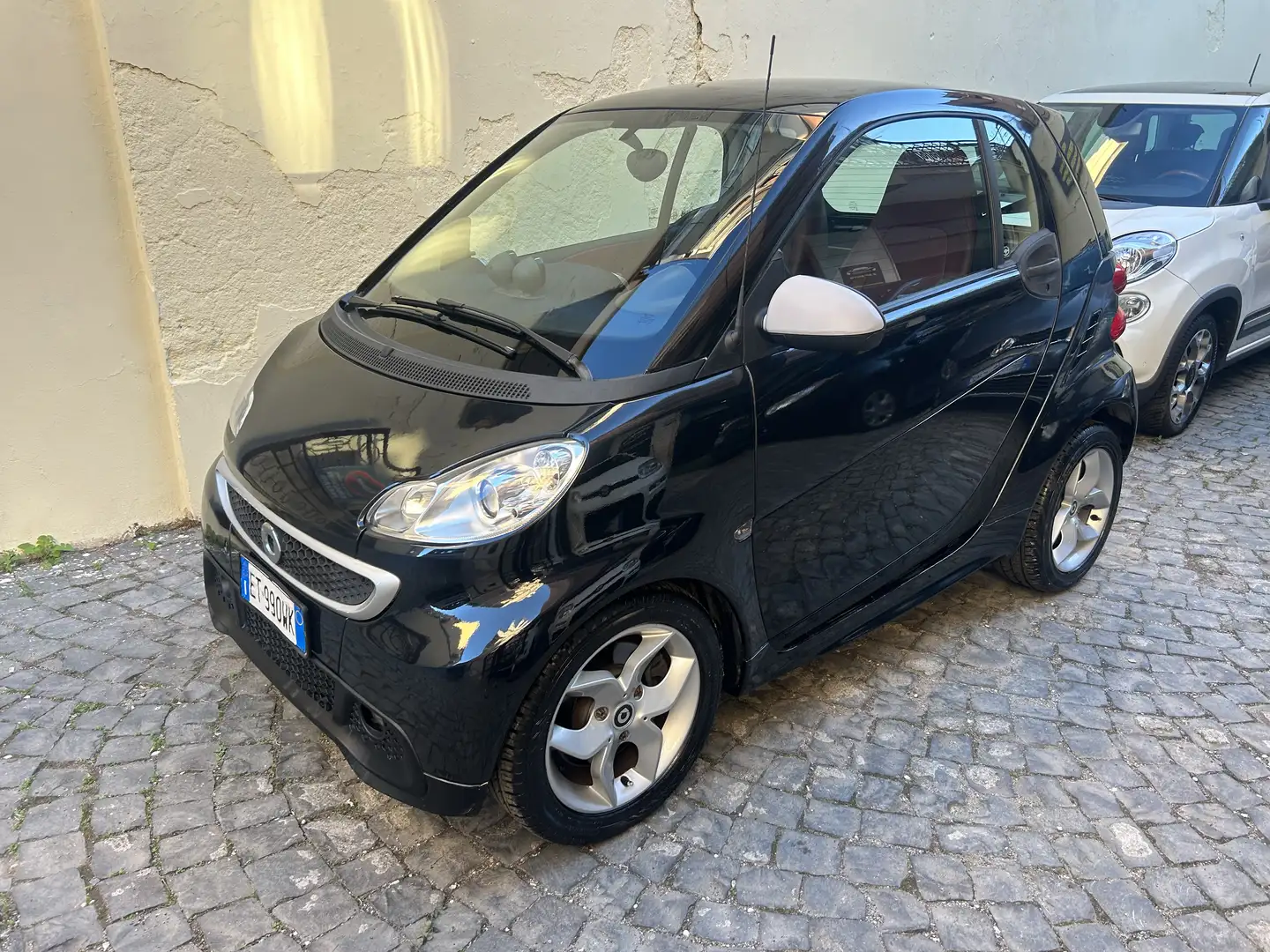 smart forTwo Fortwo II 2015 1.0 mhd Pulse 71cv FL Zwart - 2