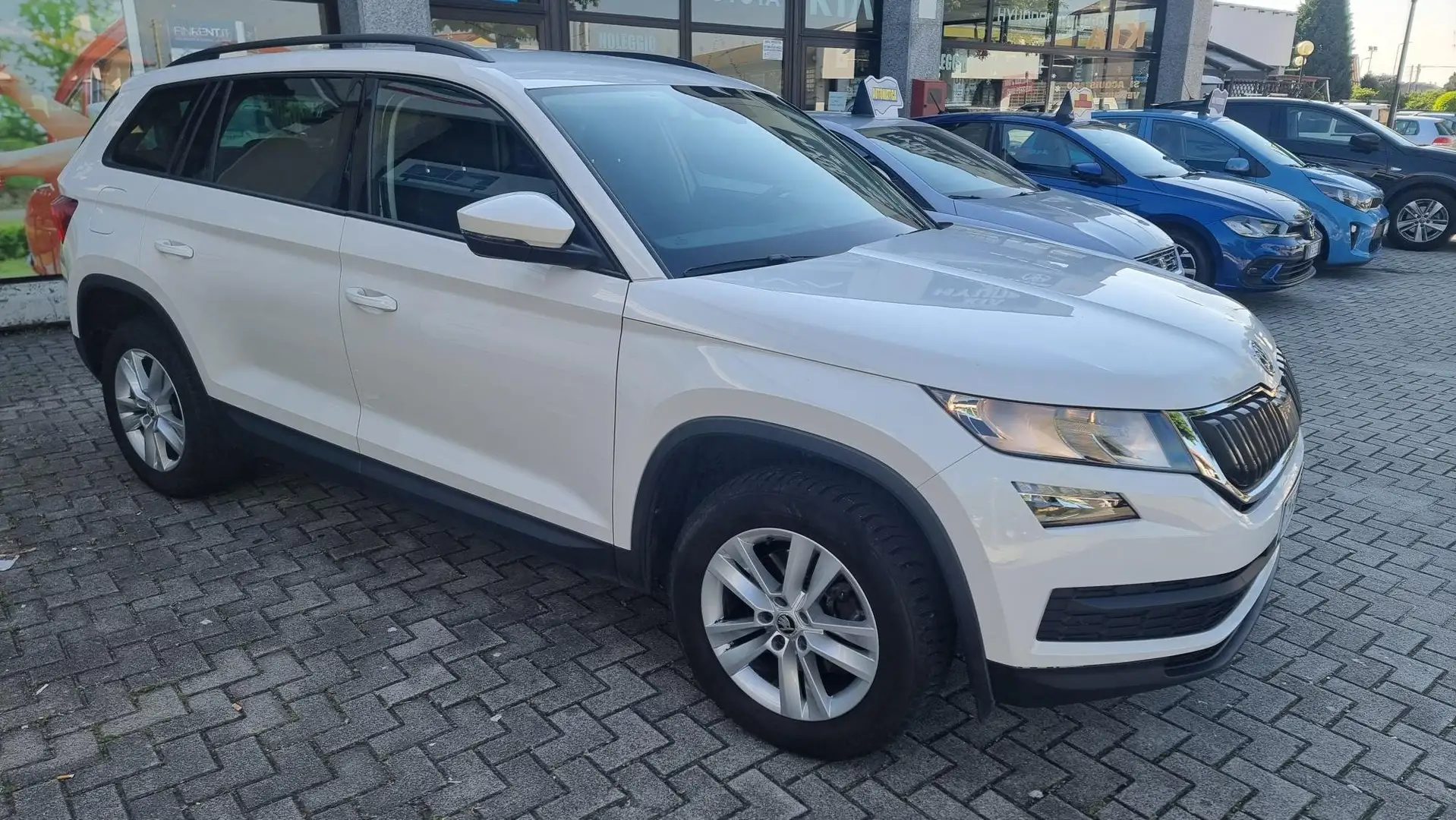 Skoda Kodiaq 2.0 tdi Ambition dsg Blanc - 2