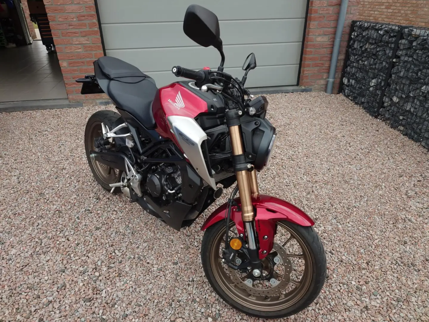 Honda CB 125 CB125R Rouge - 1