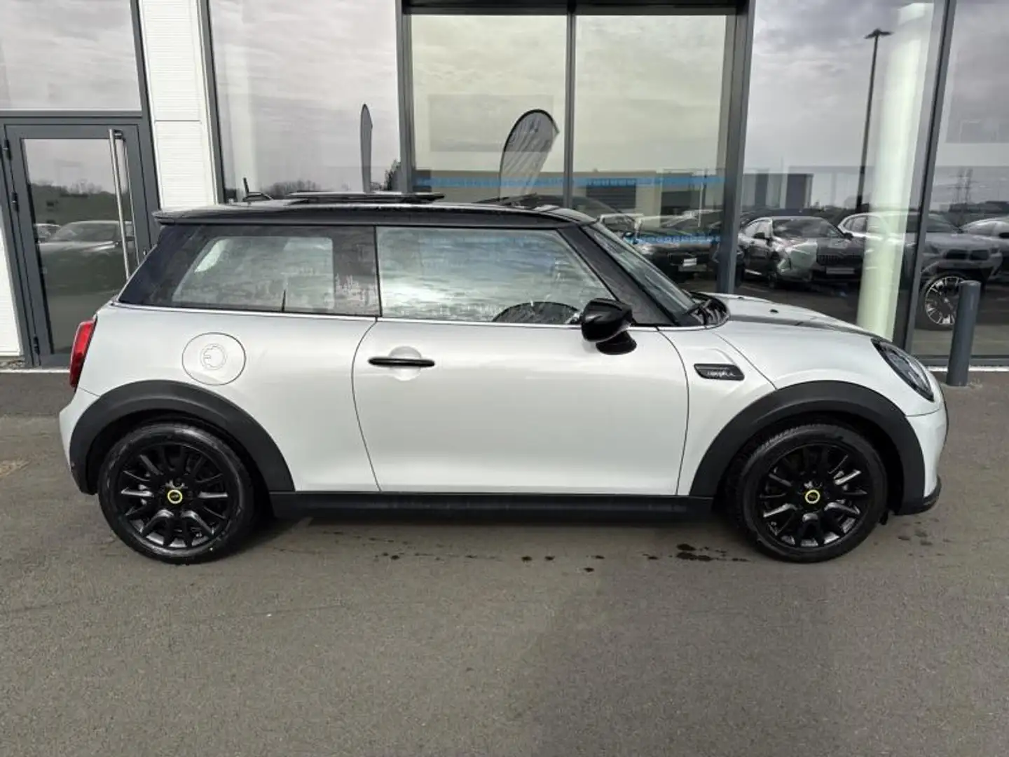MINI Cooper SE Cooper SE 184ch Edition Camden BVA 5CV Blanc - 2