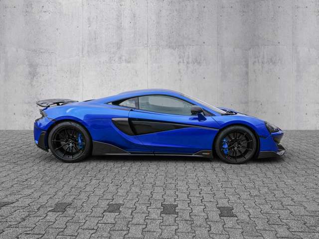 McLaren 600LT Coupé Vega Blue, Carbon Exterior Upgrade 1