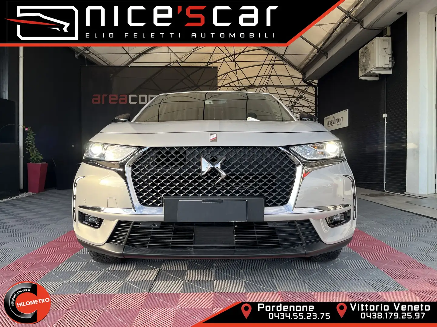DS Automobiles DS 7 Crossback DS 7 Crossback E-Tense 4x4 Grijs - 2