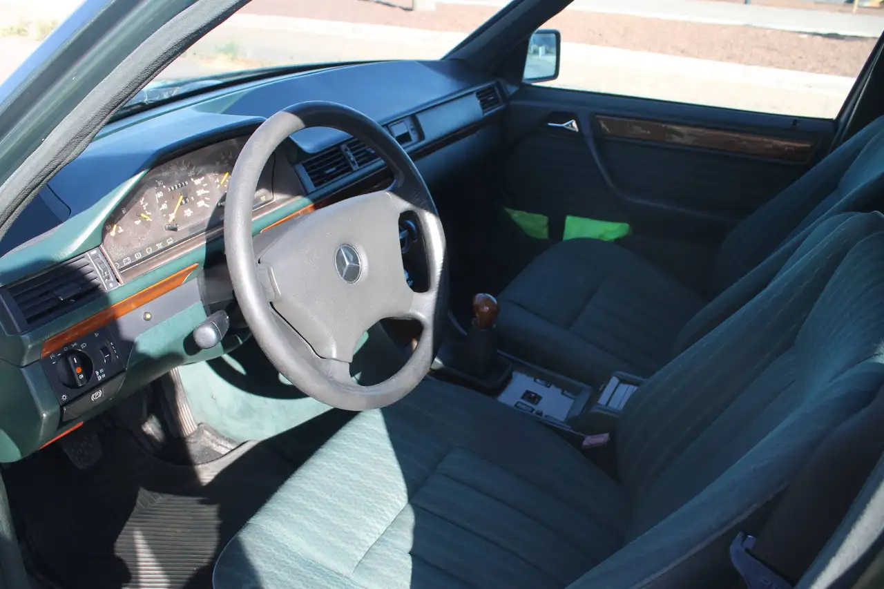 Mercedes-Benz 300TDT, foto 7