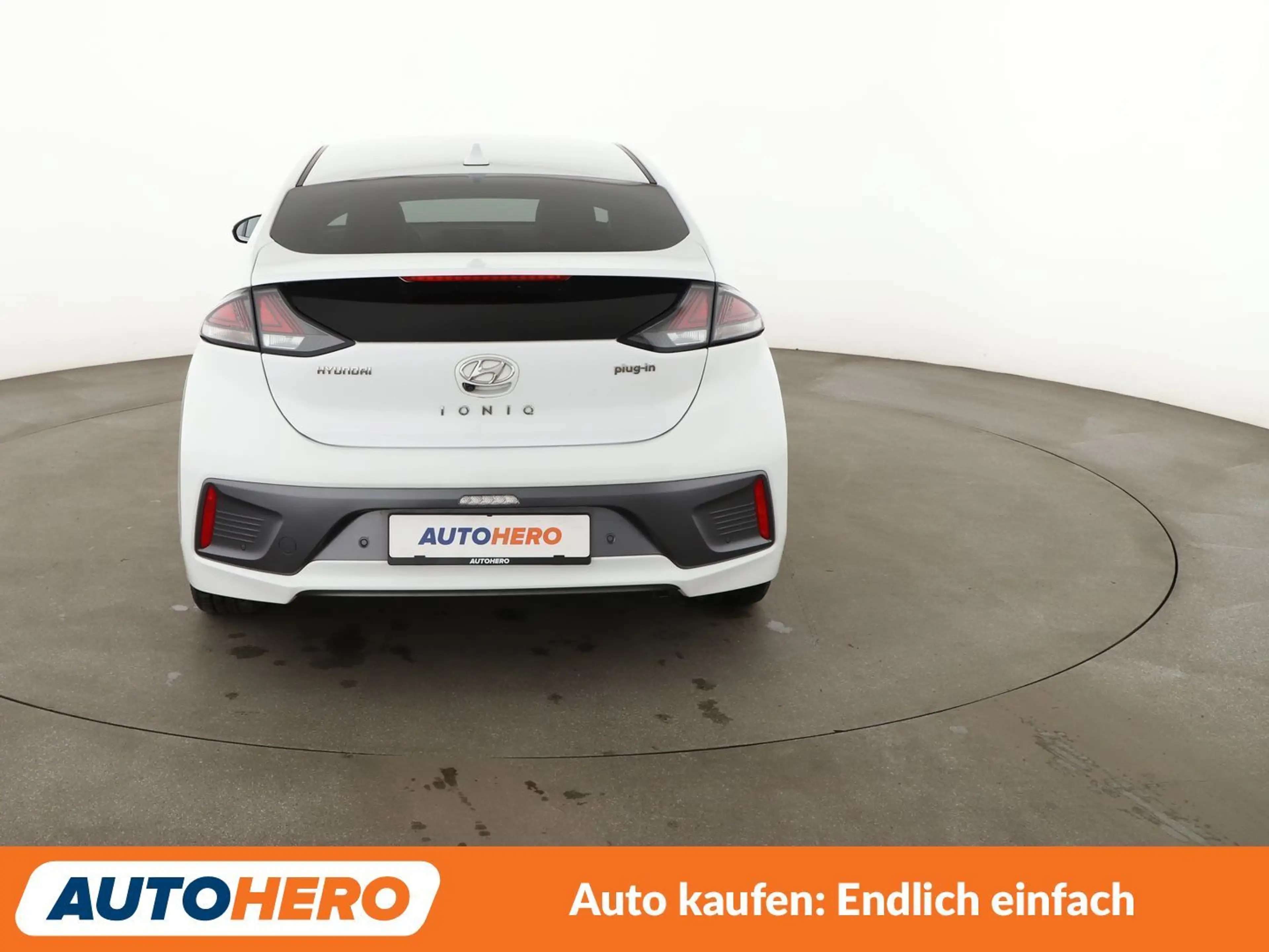 Hyundai IONIQ 1.6 Plug-in Hybrid Prime Aut.*NAVI*LED*CAM*SHZ*LHZ — photo 5