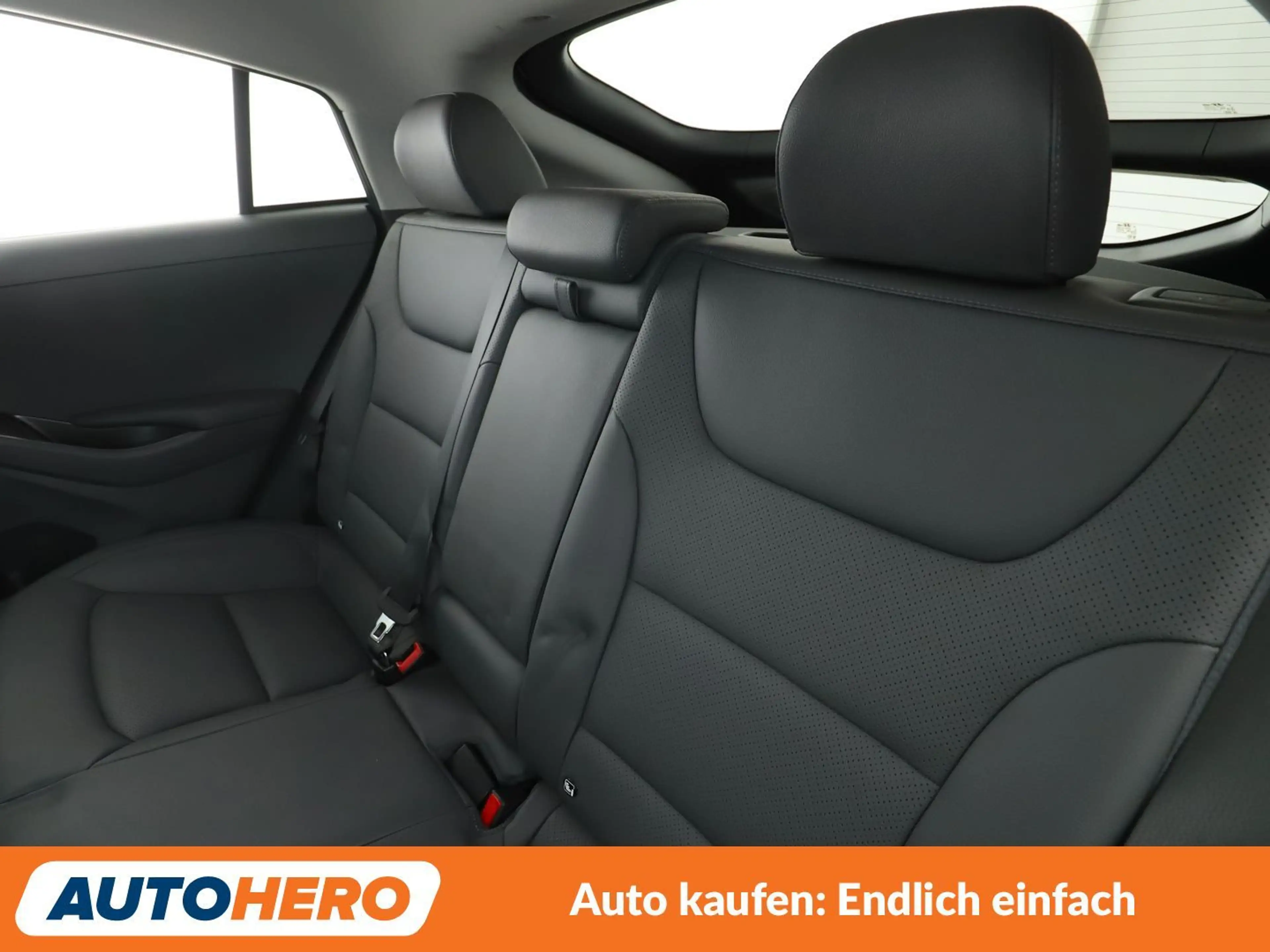 Hyundai IONIQ 1.6 Plug-in Hybrid Prime Aut.*NAVI*LED*CAM*SHZ*LHZ — photo 14