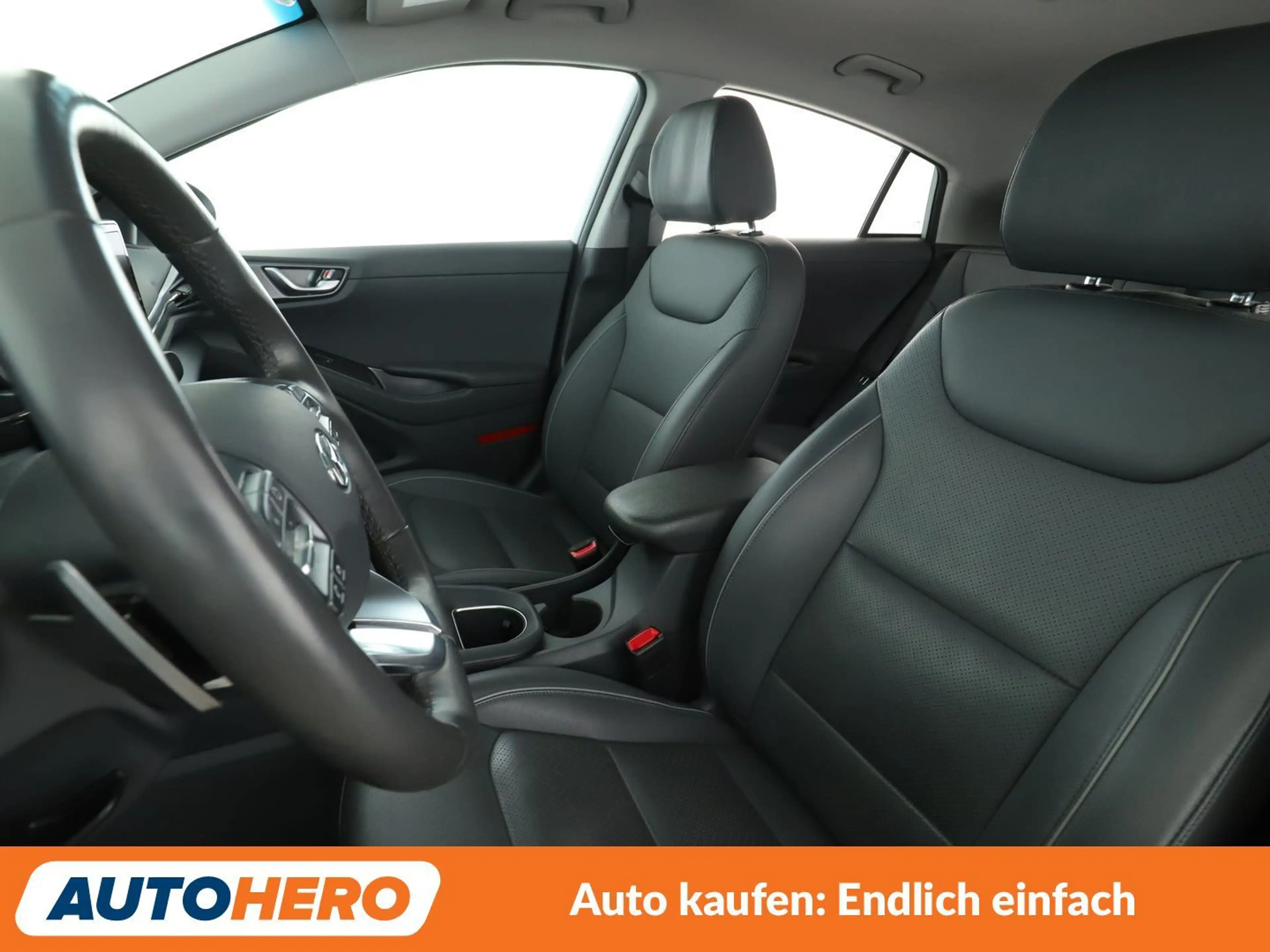 Hyundai IONIQ 1.6 Plug-in Hybrid Prime Aut.*NAVI*LED*CAM*SHZ*LHZ — photo 10