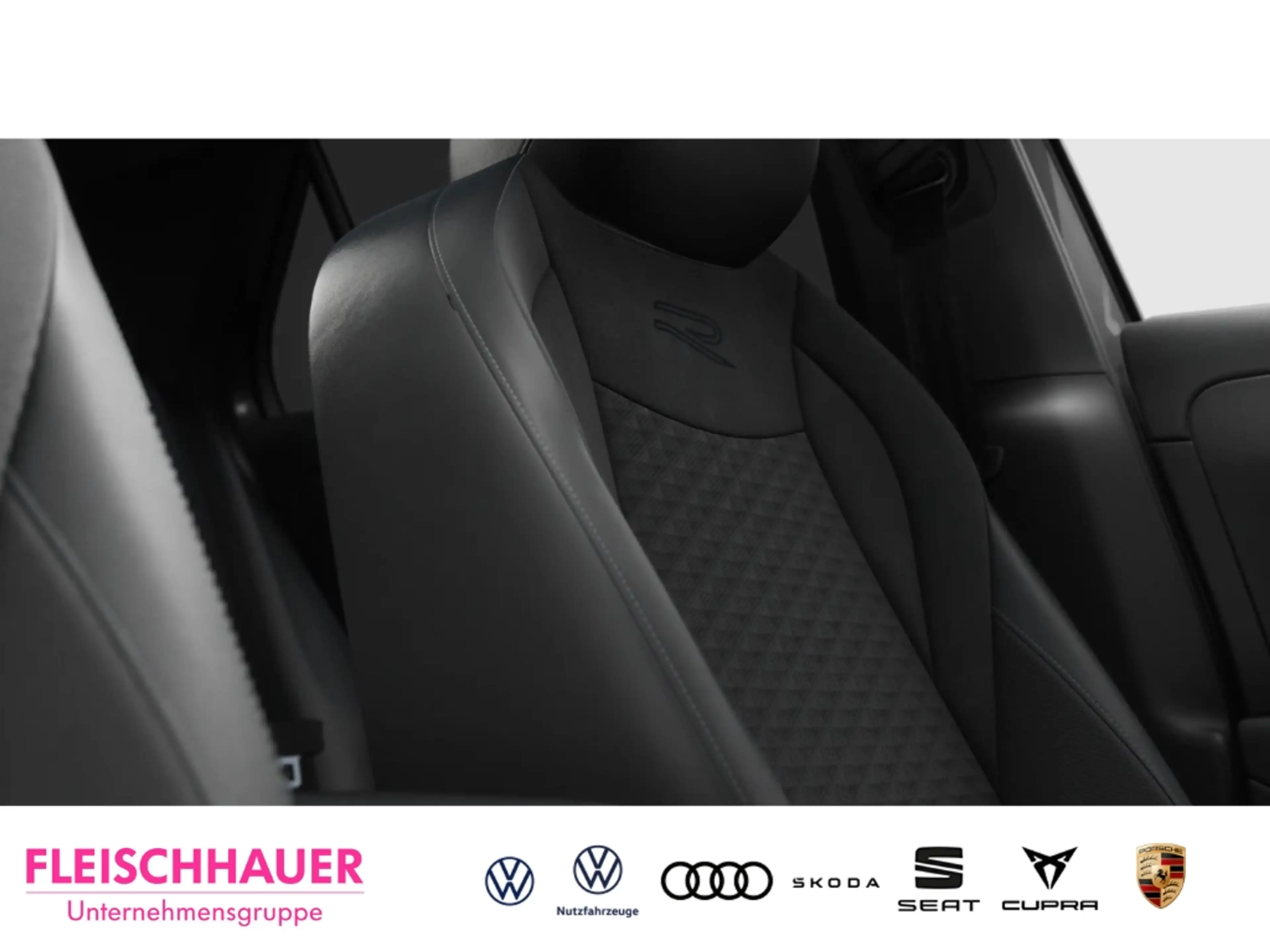 Volkswagen T-Roc R-Line 1.5 l eTSI 150PS KAMERA LED NAVI PDC SHZ — photo 9