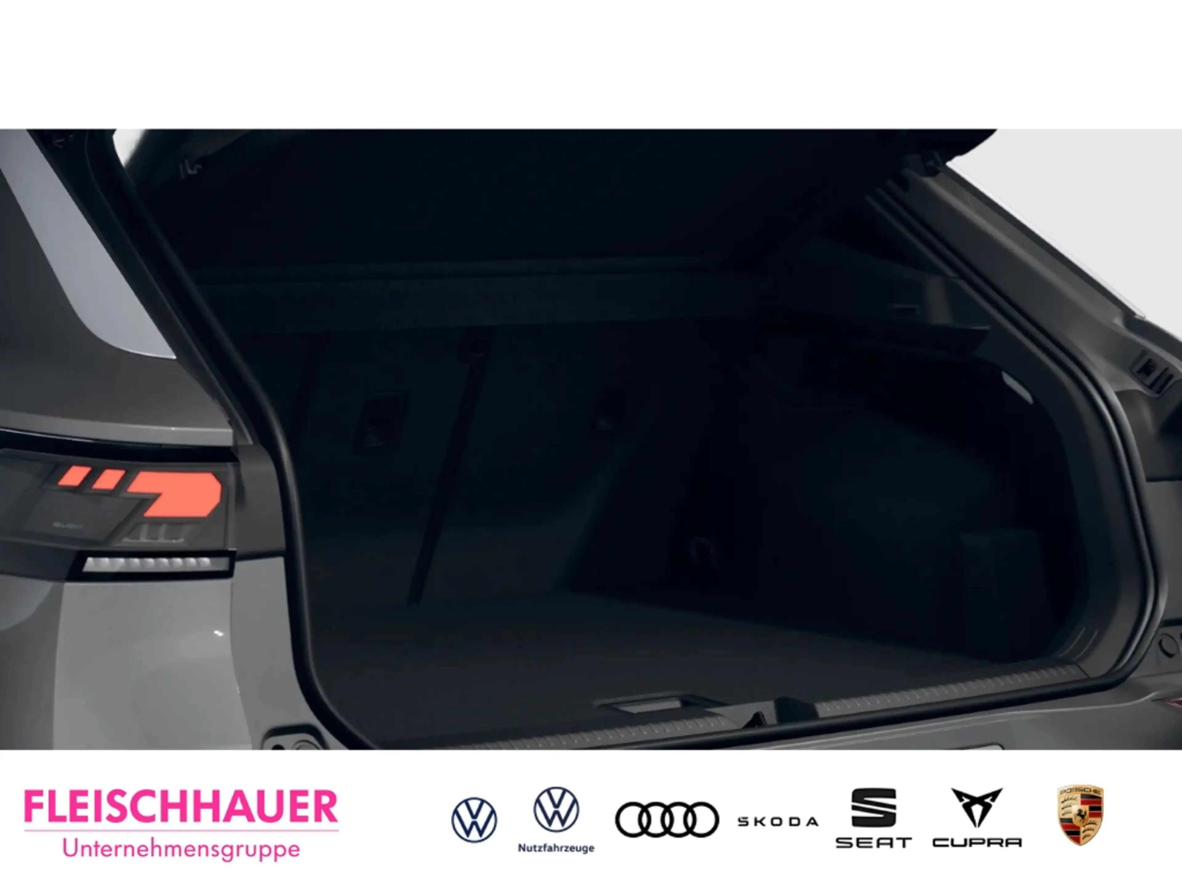 Volkswagen T-Roc R-Line 1.5 l eTSI 150PS KAMERA LED NAVI PDC SHZ — photo 7