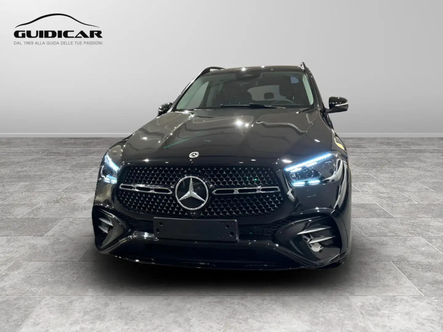 Mercedes-Benz GLE 300 d 4MATIC Negru - 2