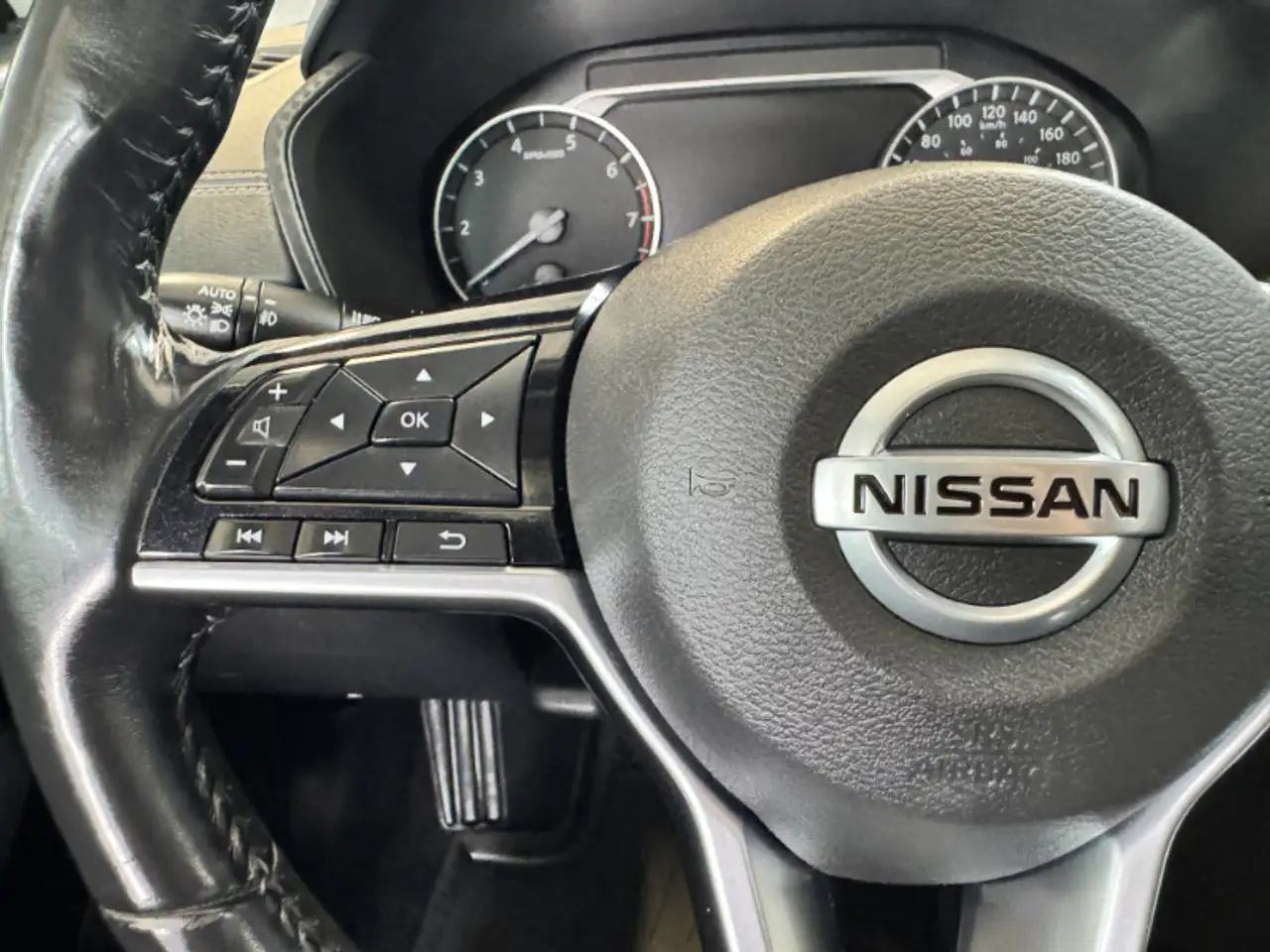 Nissan Altima photo Nissan Altima