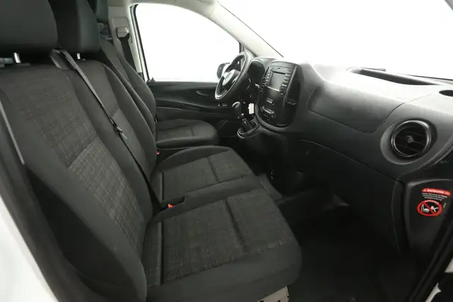 Mercedes-Benz Vito view 19