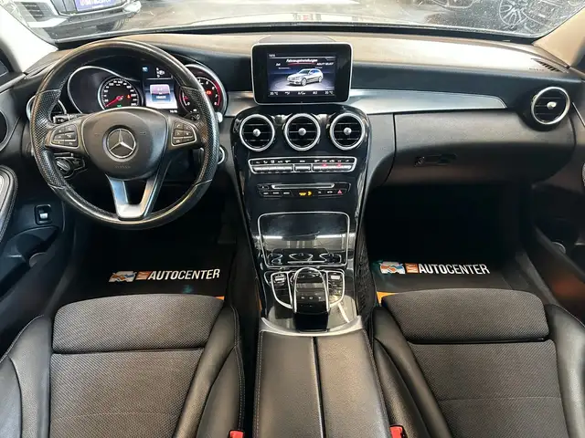 Mercedes-Benz C-Class view 6