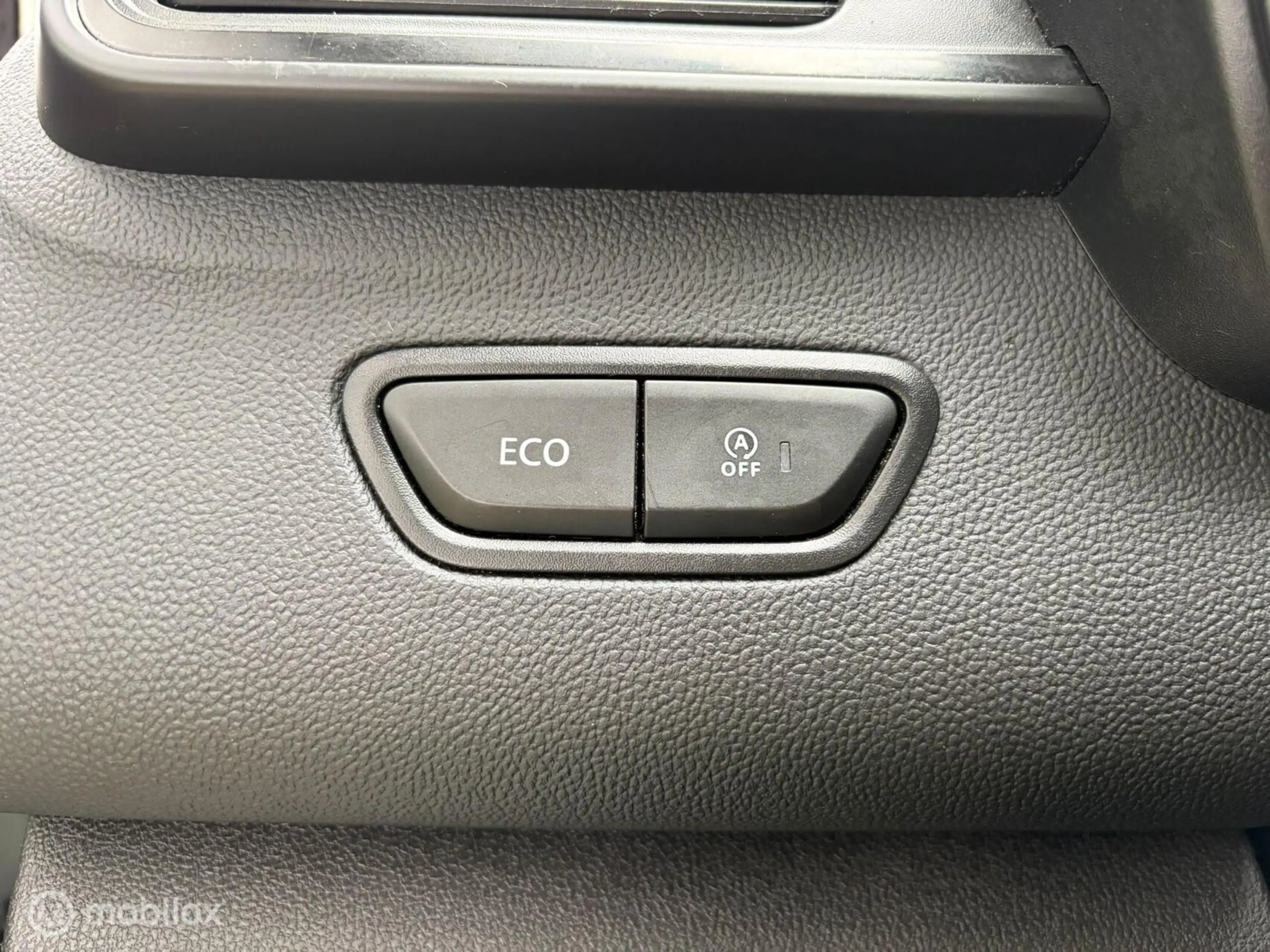 Renault Kadjar 1.2 TCe Zen-CRUISE-AC-TREKHAAK — photo 11