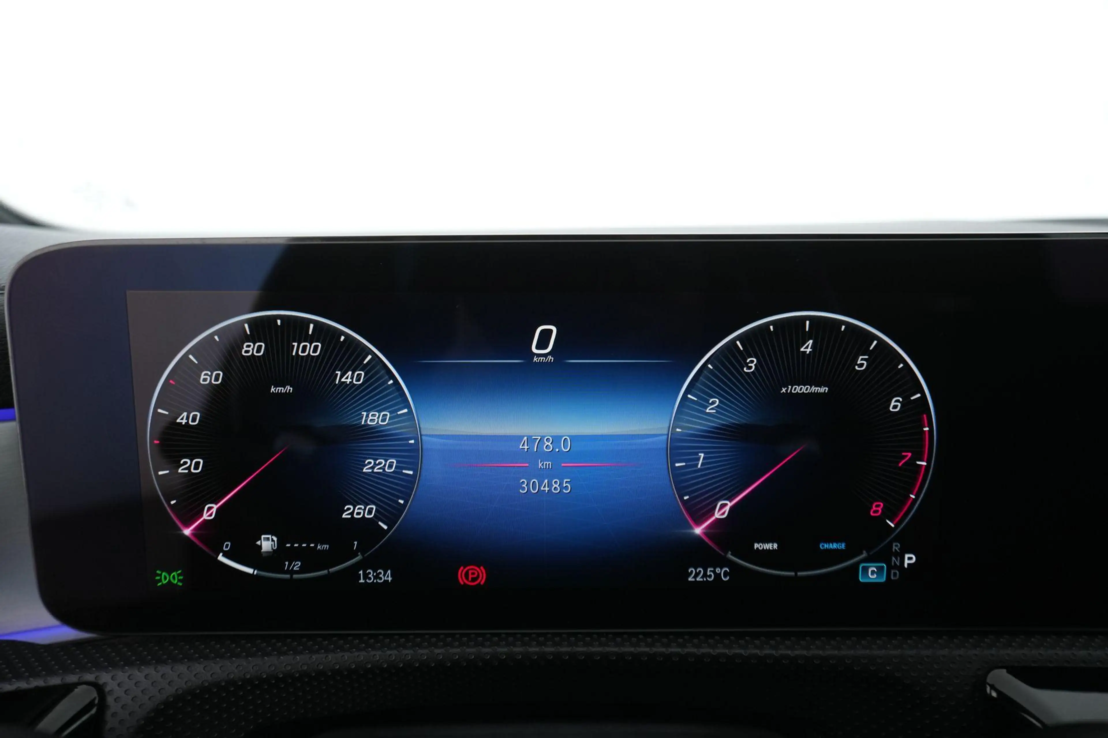 Mercedes-Benz A 180 AMG Line - Pack Night - Top Options — photo 14