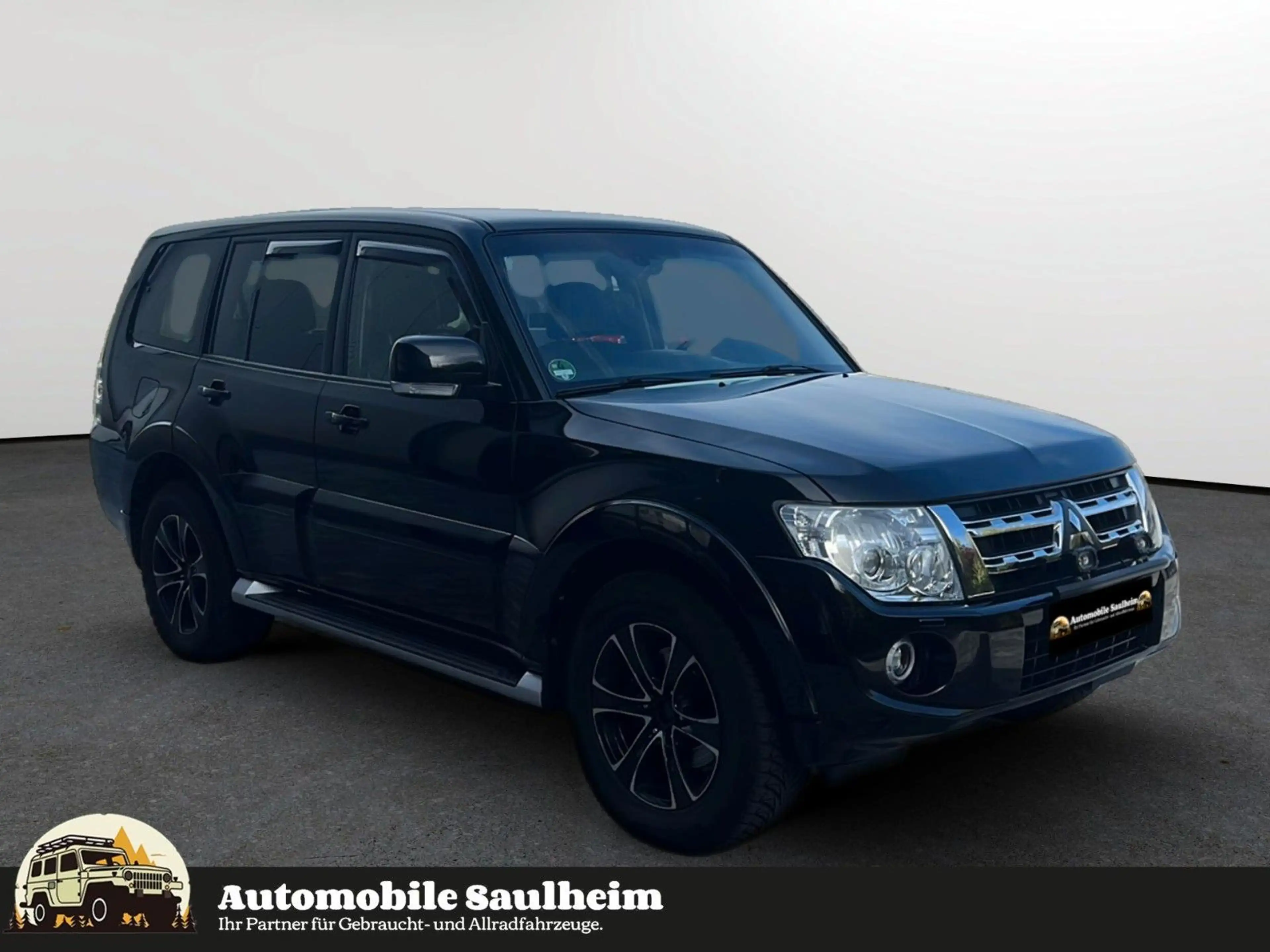Mitsubishi Pajero 3.2 DI-D Intense*NUR 90TKM*AHK-3.5To*SHZ* — photo 3