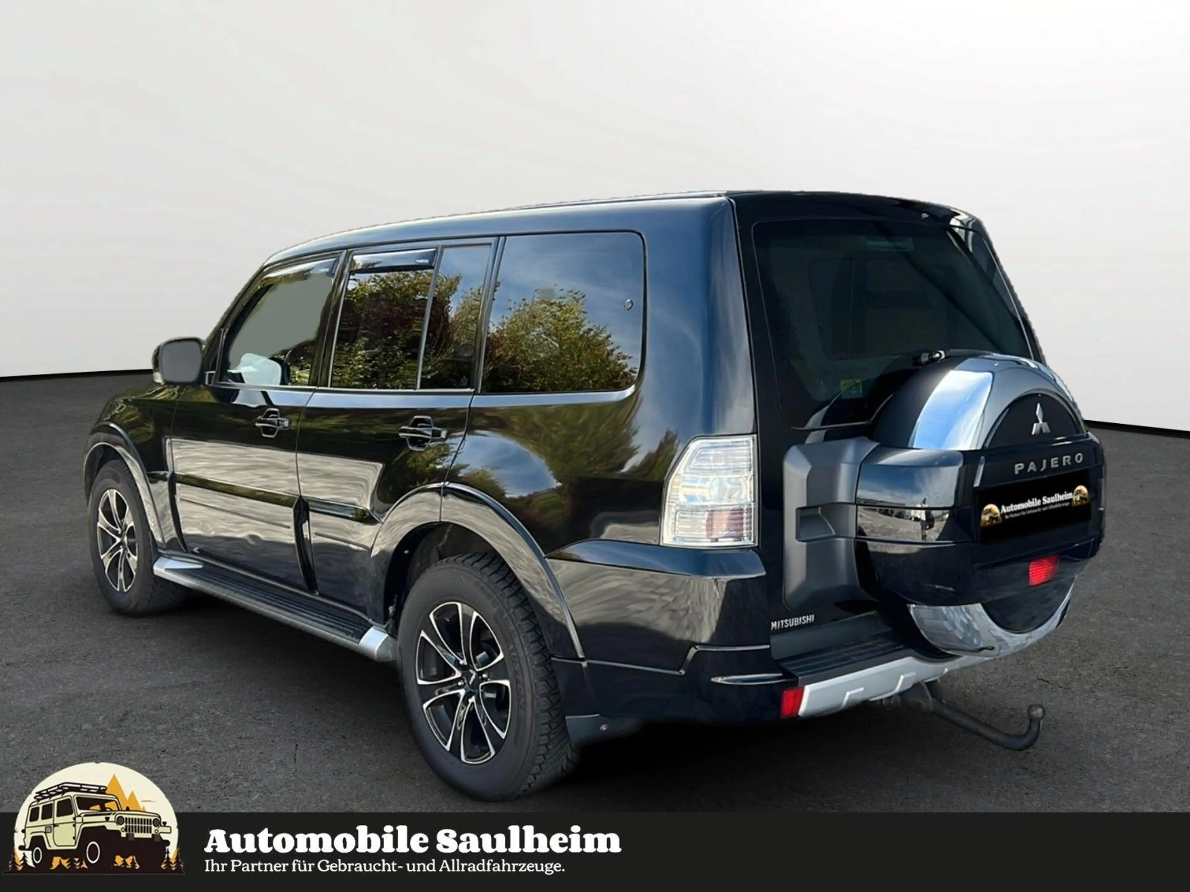 Mitsubishi Pajero 3.2 DI-D Intense*NUR 90TKM*AHK-3.5To*SHZ* — photo 2