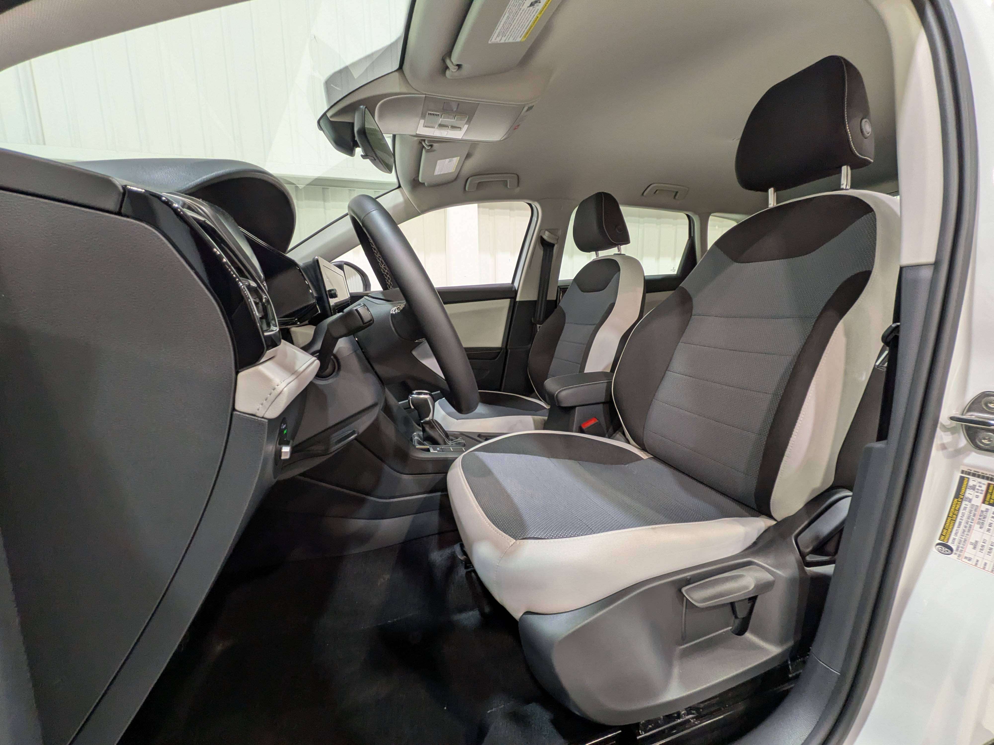 Volkswagen Taos 2025