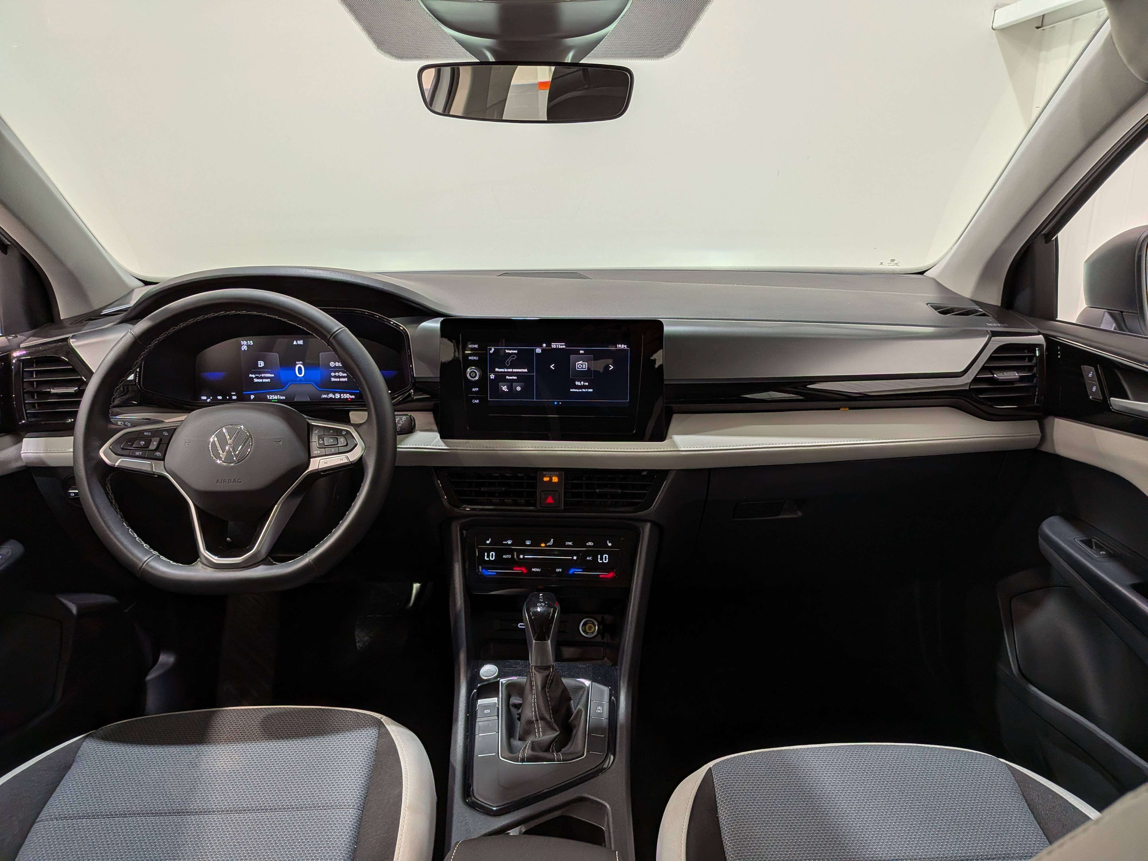 Volkswagen Taos 2025
