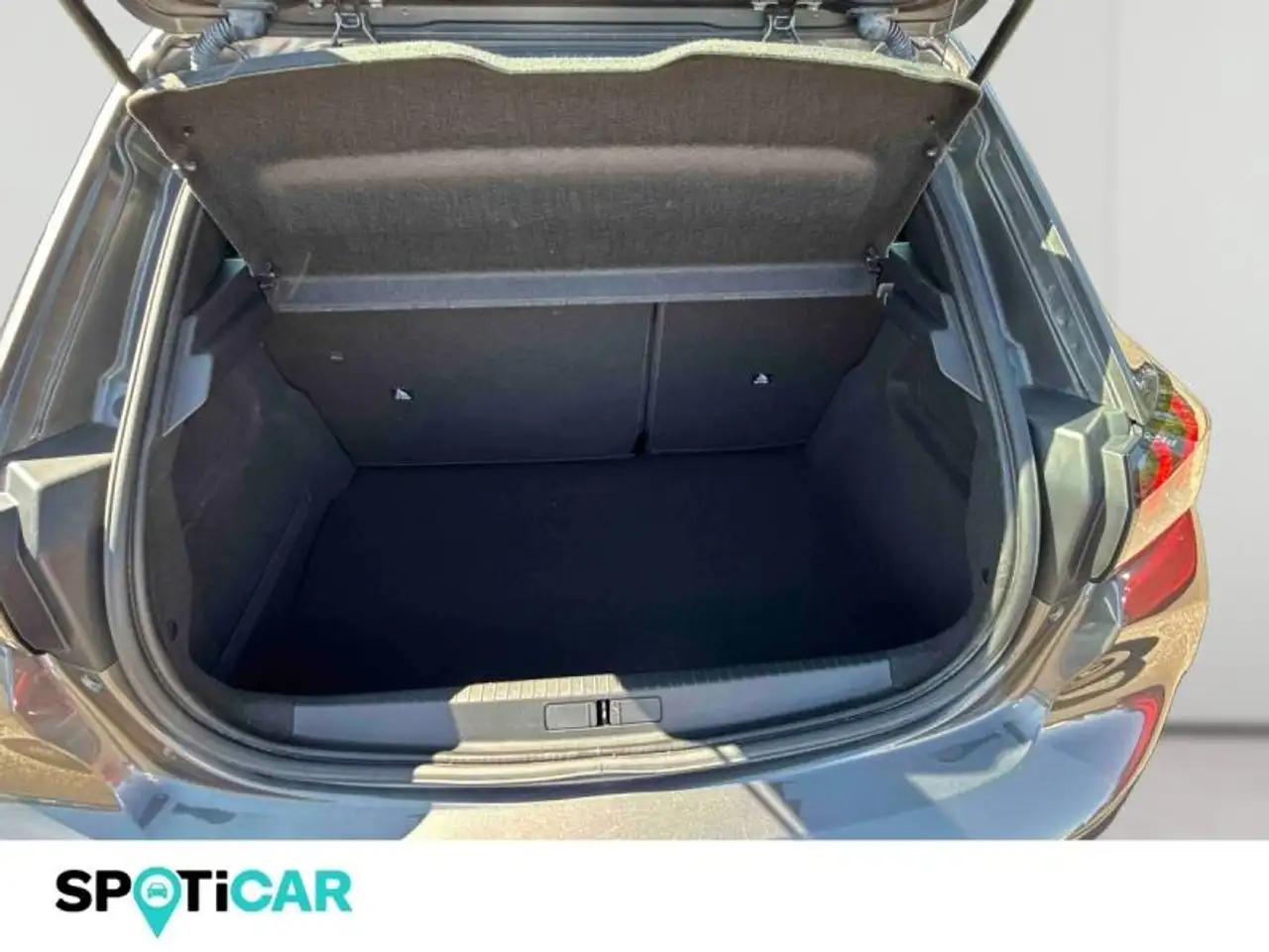 Peugeot 208 208 — photo 5