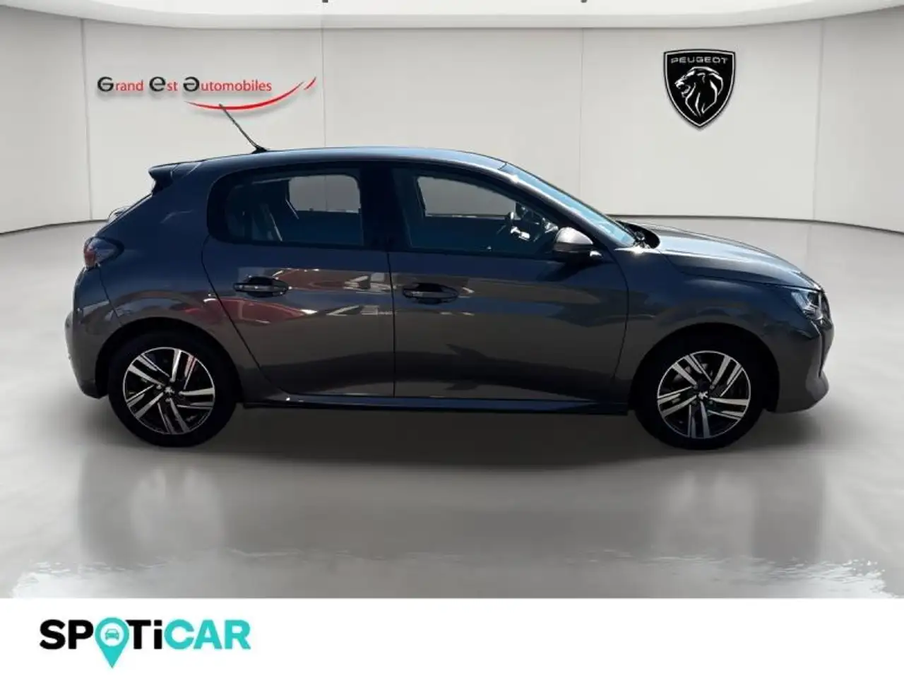 Peugeot 208 208 — photo 8