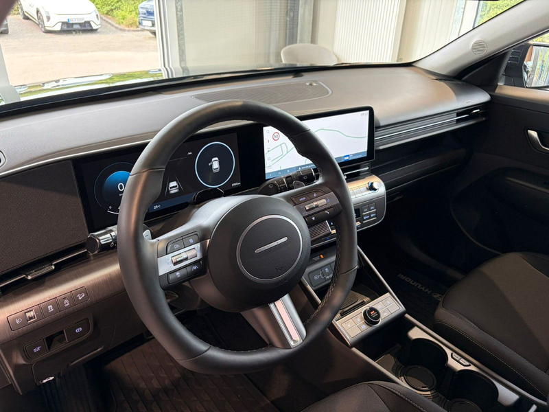 Hyundai KONA 1.6 T-GDI DCT Trend *Navi*360 Grad*ACC* — photo 12